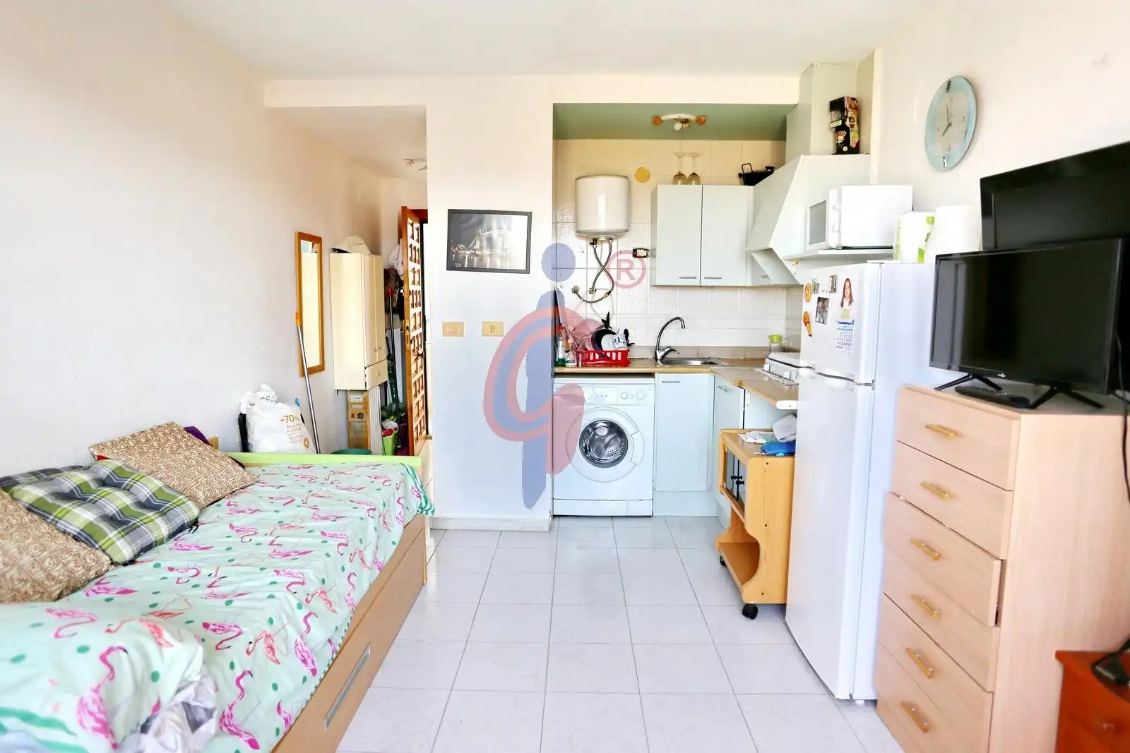 Cocina de Estudio en venta en Torrevieja con Terraza y Piscina comunitaria