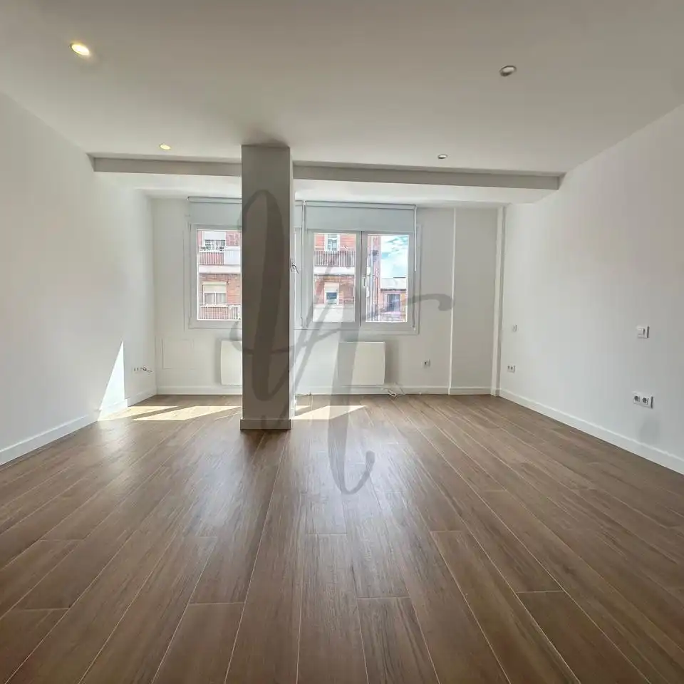 Sala de estar de Estudio de alquiler en Alcobendas con Calefacción y Trastero