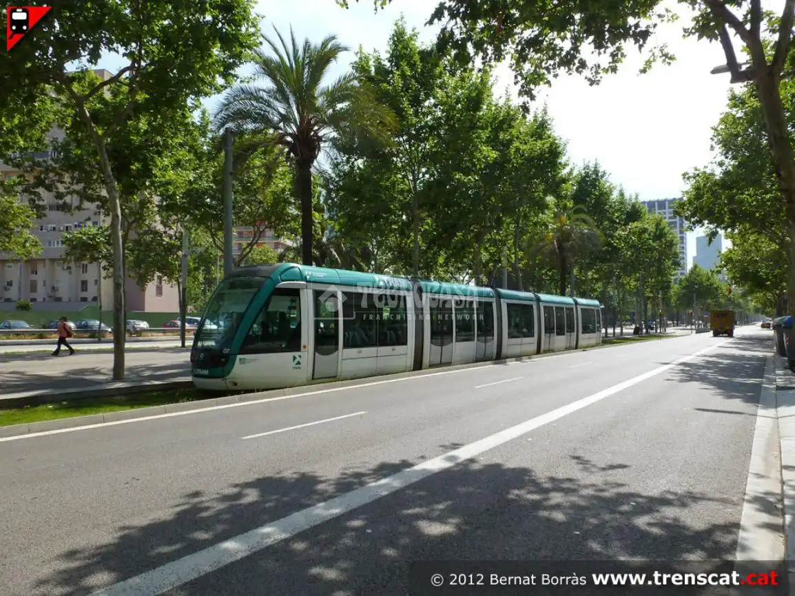 Vista exterior de Piso en venta en Barcelona