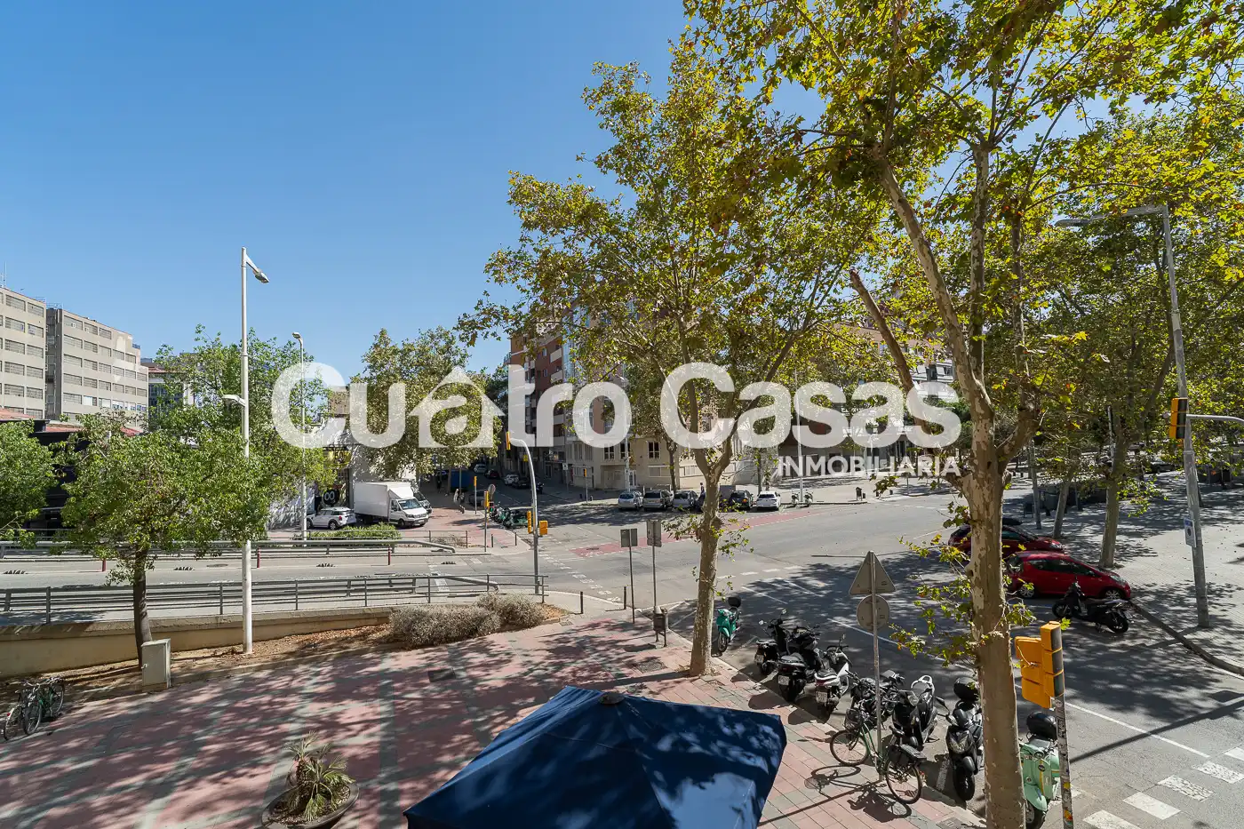 Appartamento con terrazza in vendita a Carrer de Pujades
