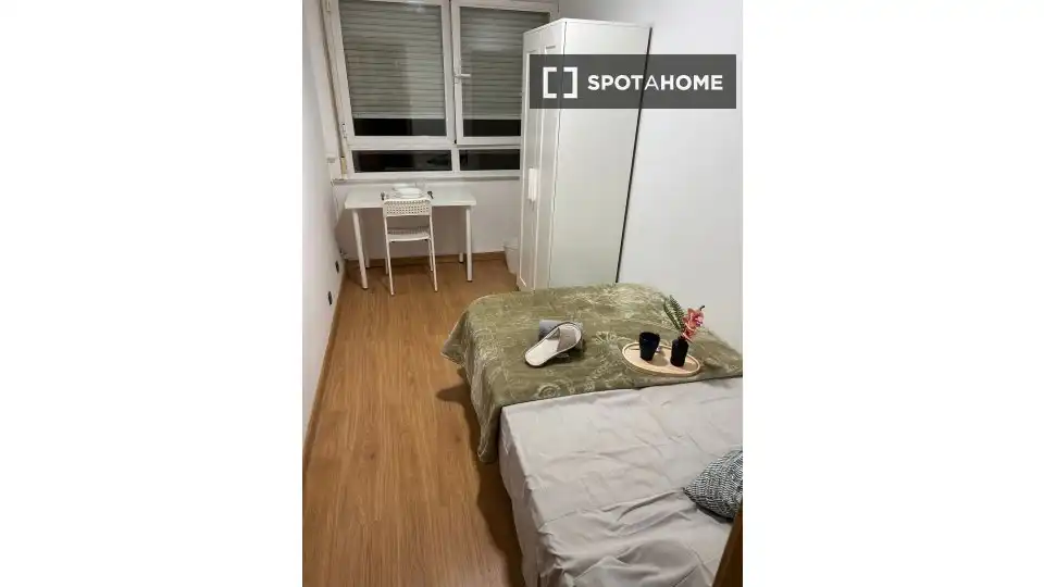 Room in Zofio