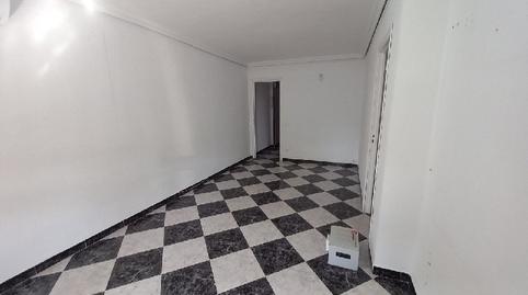 Foto 3 de Pis en venda a C/ Victoria Dominguez Cerrato                 , La Oliva,  Sevilla Capital