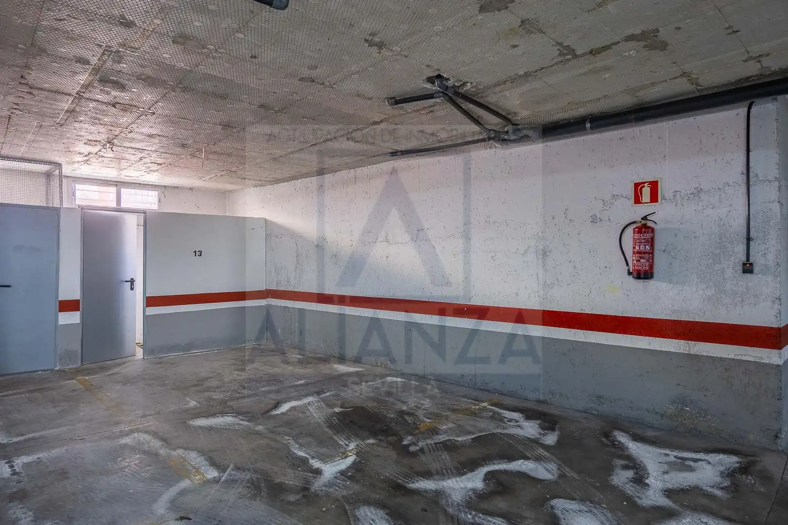 Aparcament de Pis en venda en Camas amb Aire condicionat i Balcó