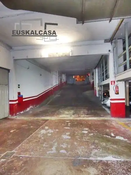 Aparcament de Garatge en venda en Bilbao 
