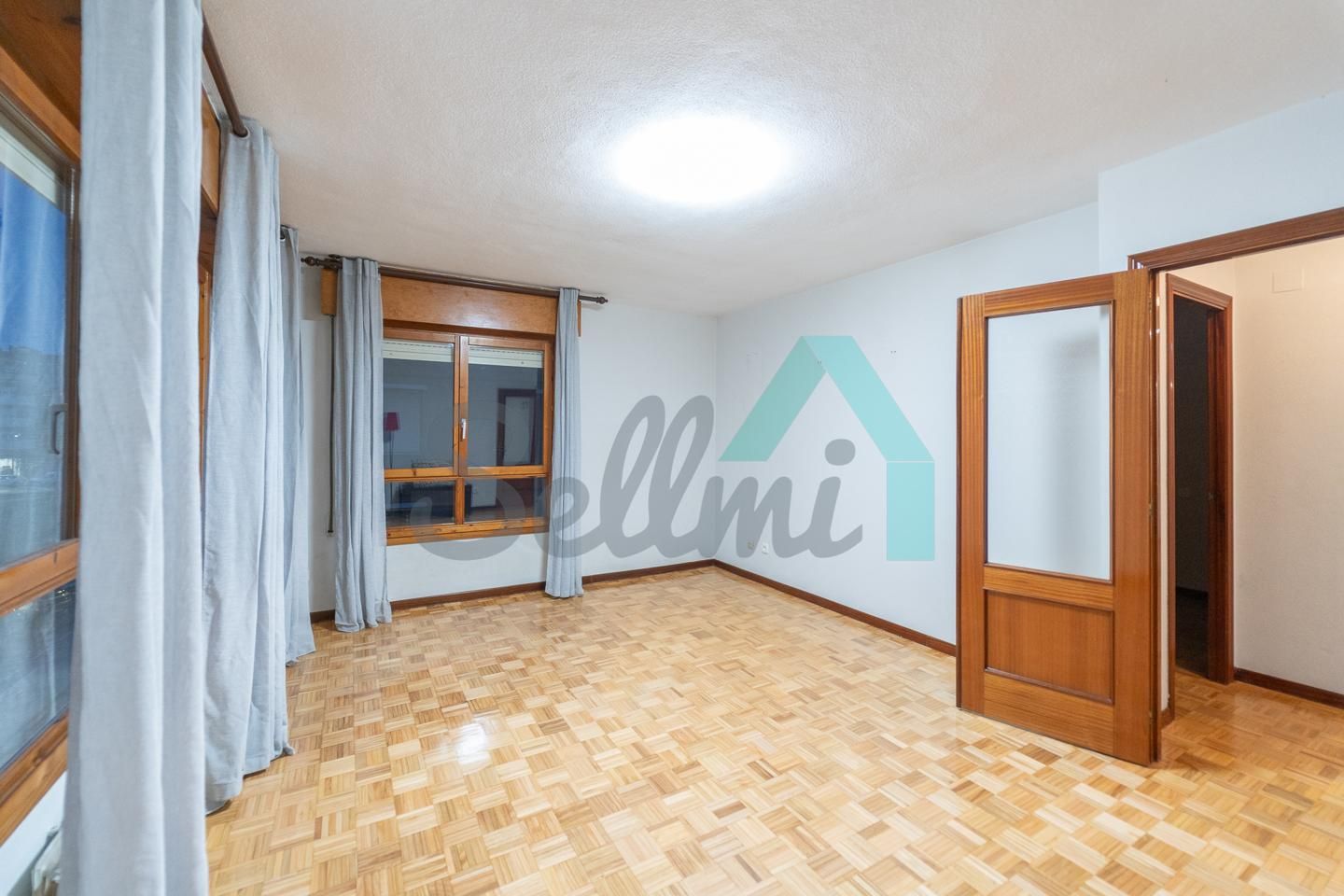 Bedroom of Flat for sale in Gijón   with Heating, Parquet flooring and Terrace