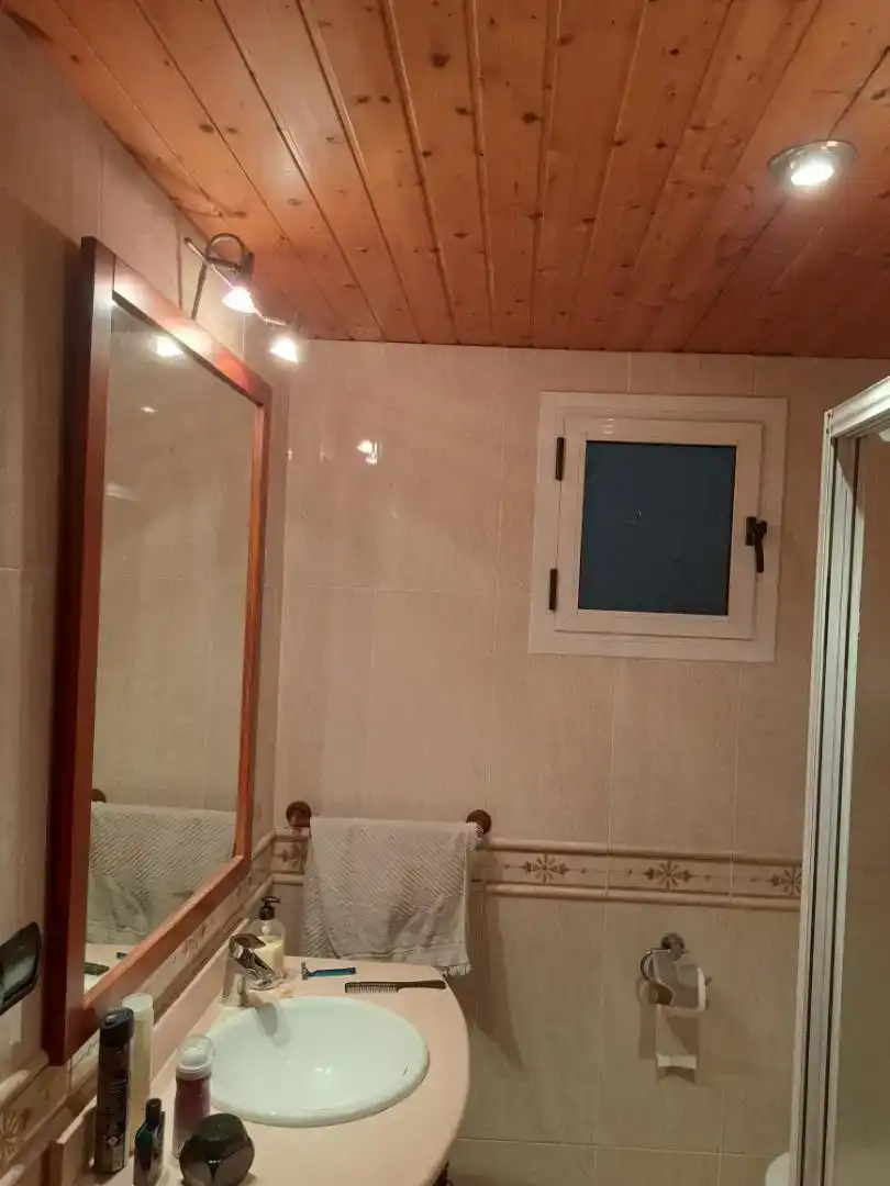 Bany de Pis en venda en Villanueva de Castellón amb Aire condicionat i Balcó