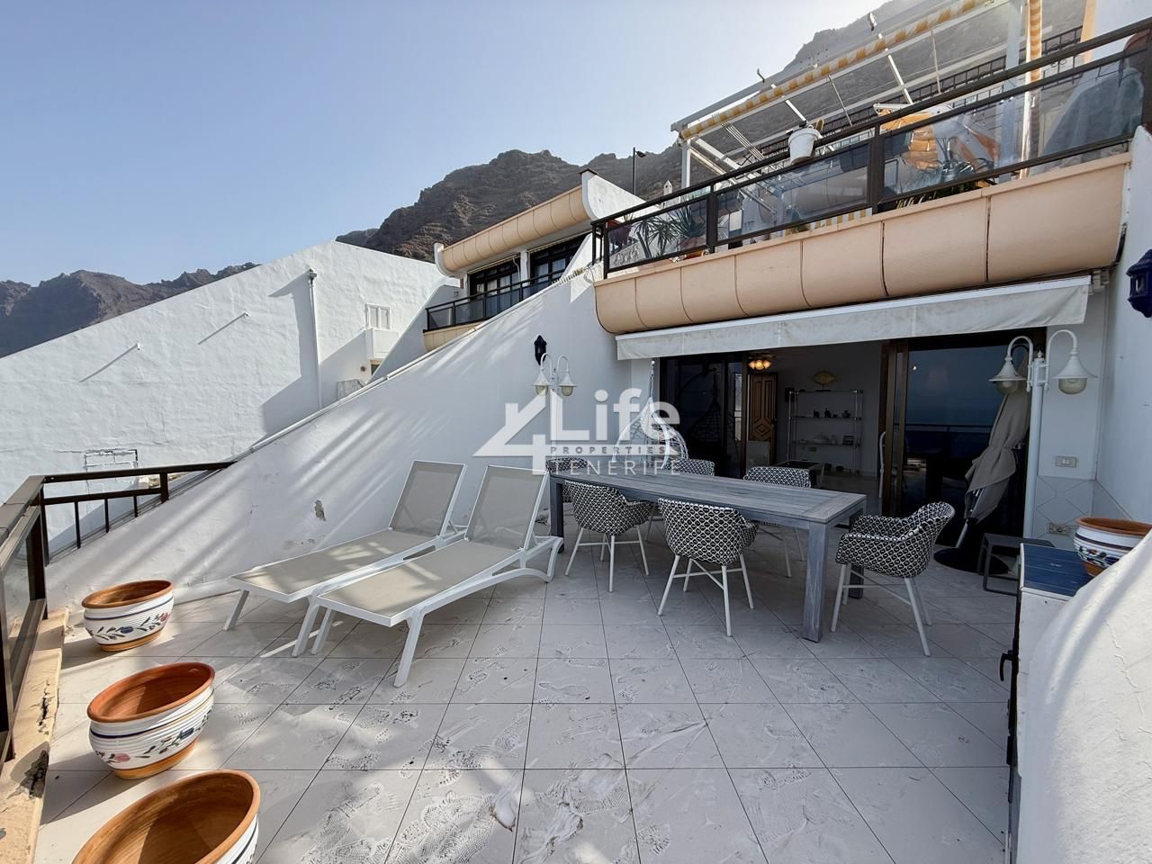 Terrassa de Pis en venda en Santiago del Teide amb Terrassa, Moblat i Piscina comunitària