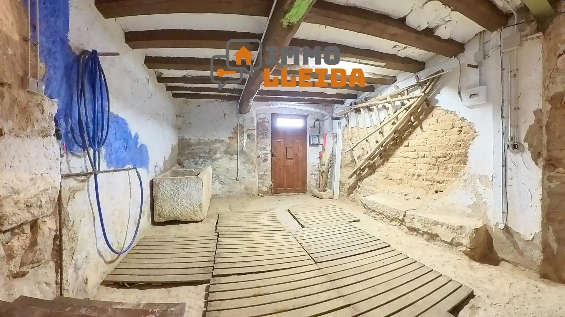 Casa adosada en venta en Granyena de les Garrigues con Calefacción y Terraza