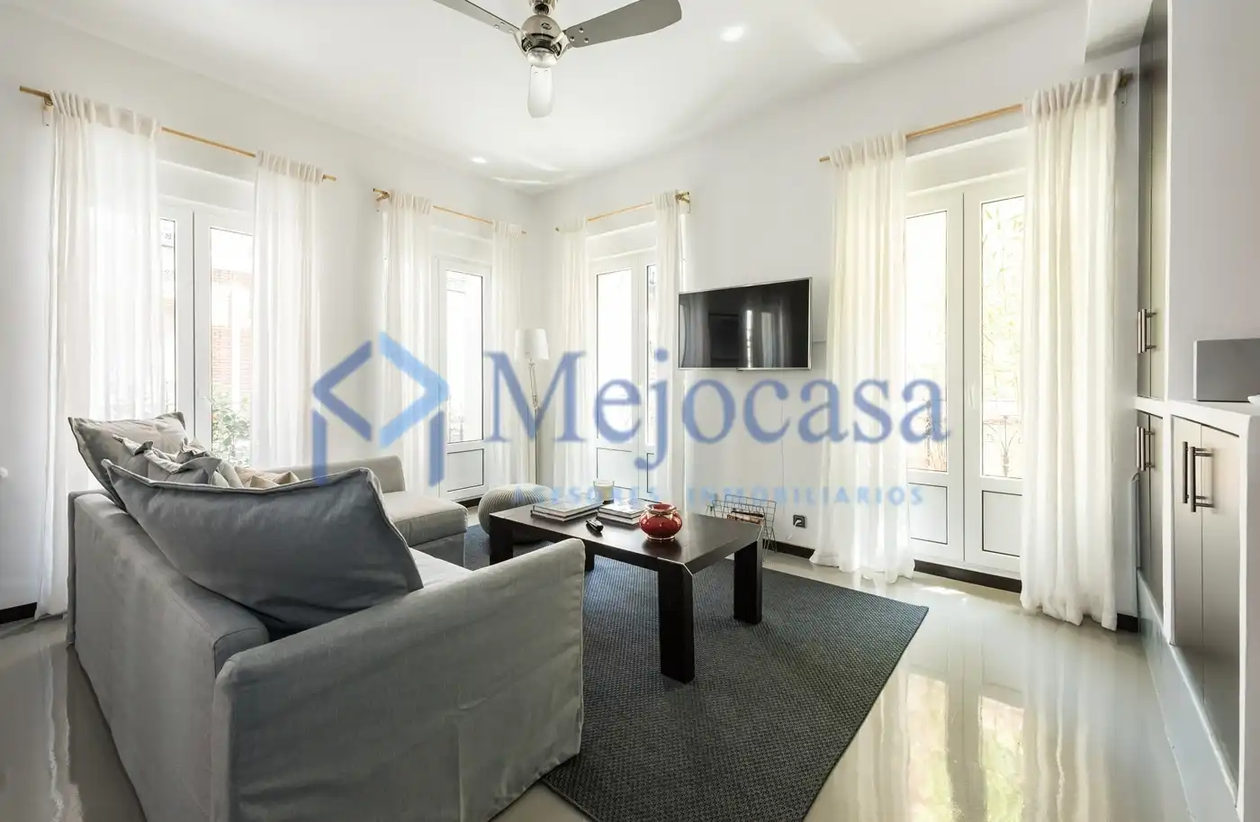 Flat with terrace for sale in Calle de la Esperanza, imagen 2