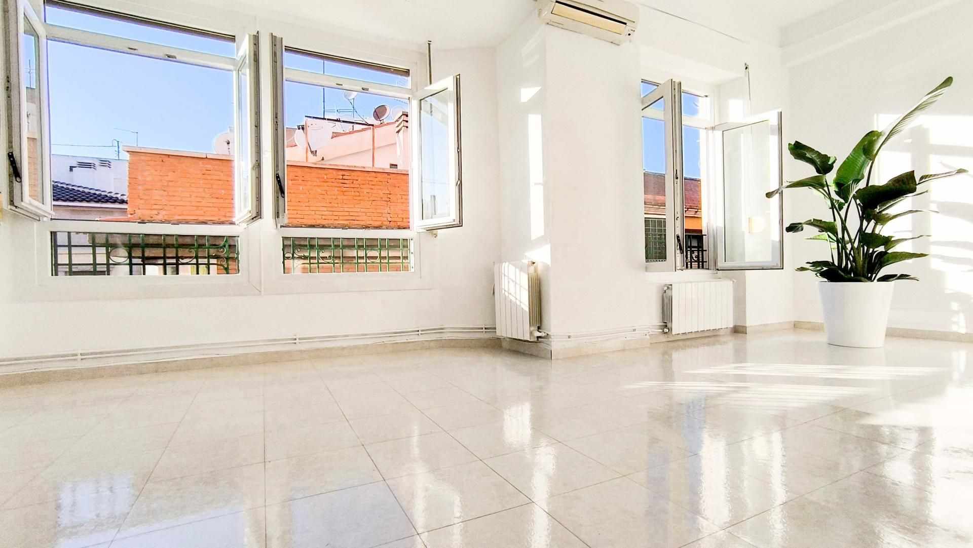 Vista exterior de Pis en venda en  Murcia Capital amb Aire condicionat i Calefacció