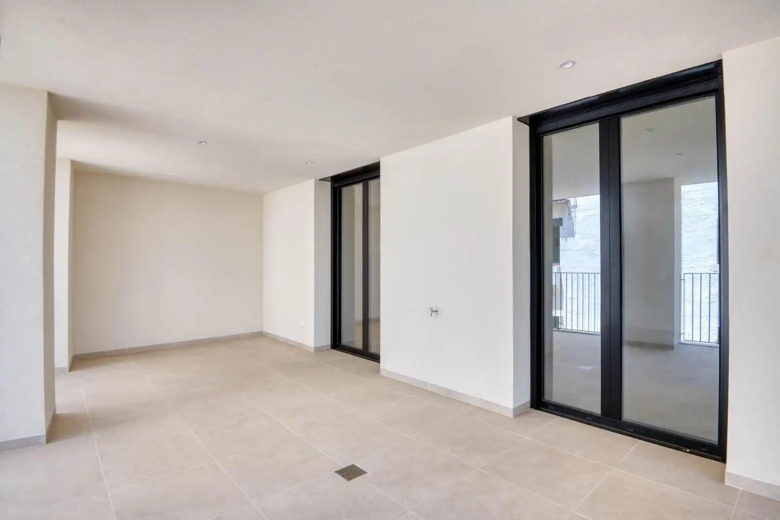 Apartamento con ascensor en venta en Nucli Antic, imagen 4