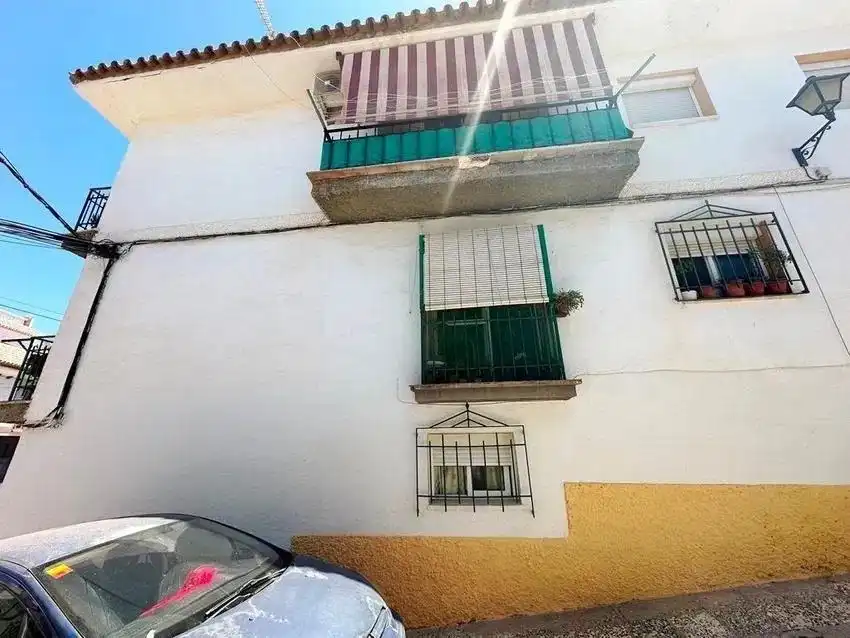 Vista exterior de Piso en venta en Vélez-Málaga