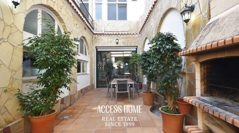 Casa de estilo modernista frente al mar en El Masnou