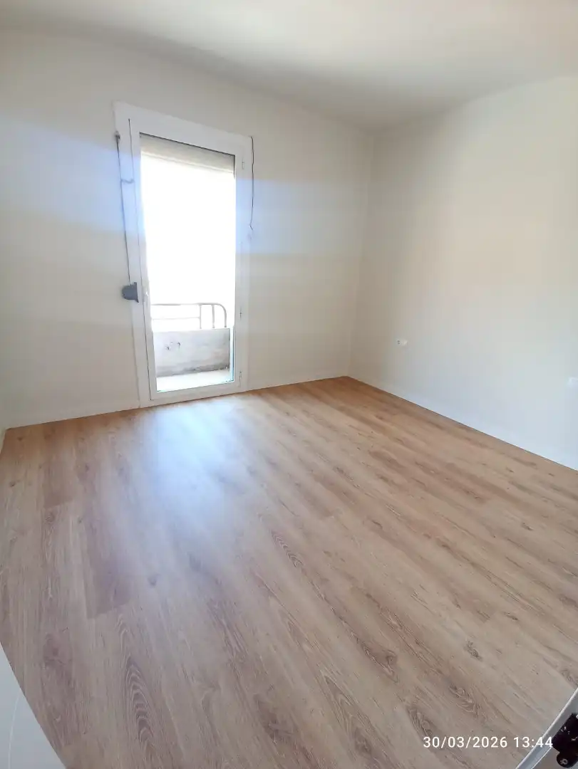 Schlafzimmer von Wohnung zum Verkauf in Berga mit Heizung, Terrasse und Balkon