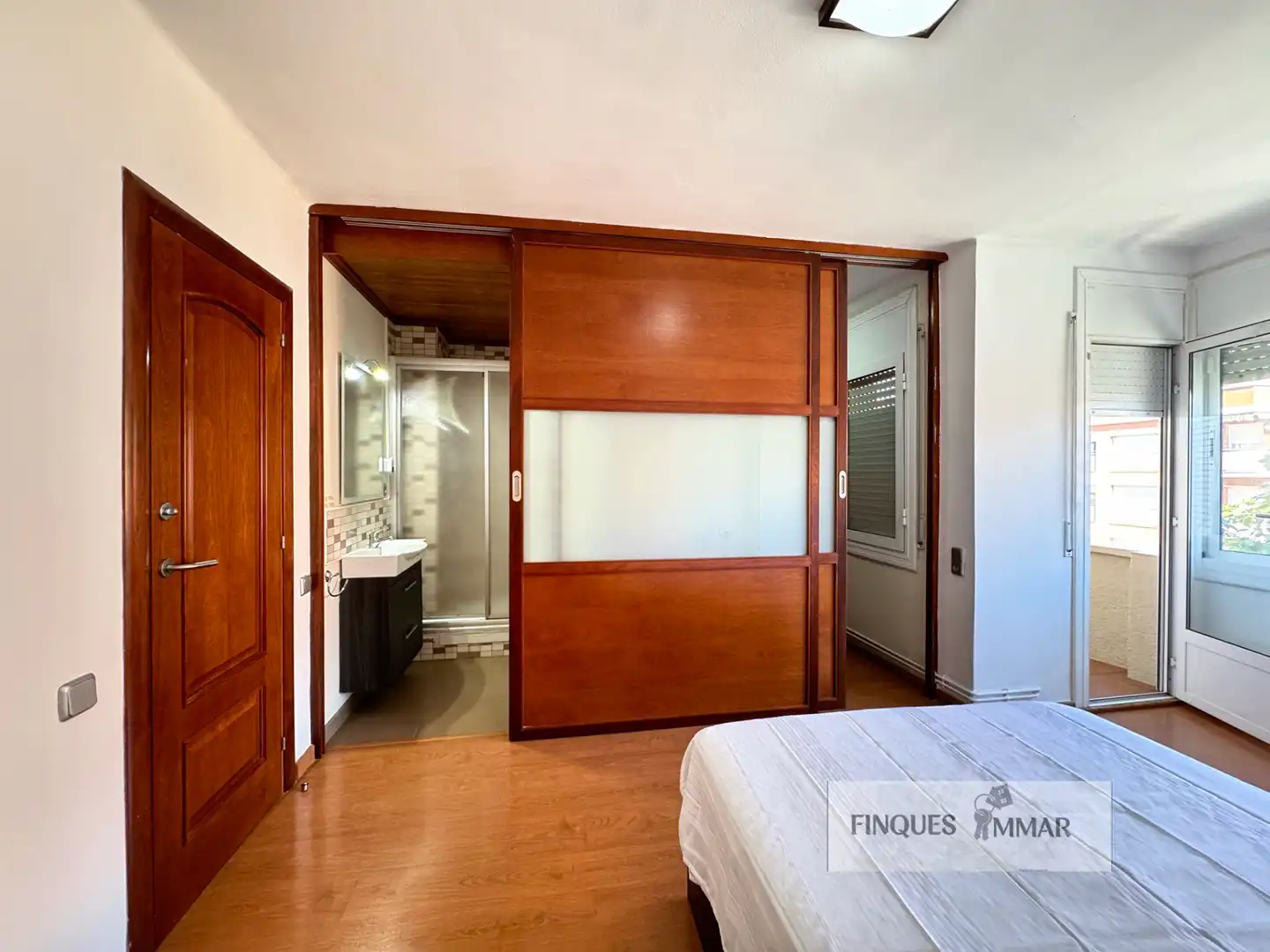 Schlafzimmer von Wohnung zum Verkauf in Terrassa mit Heizung und Balkon