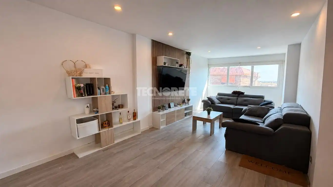 Sala de estar de Piso en venta en Illescas con Aire acondicionado, Calefacción y Terraza
