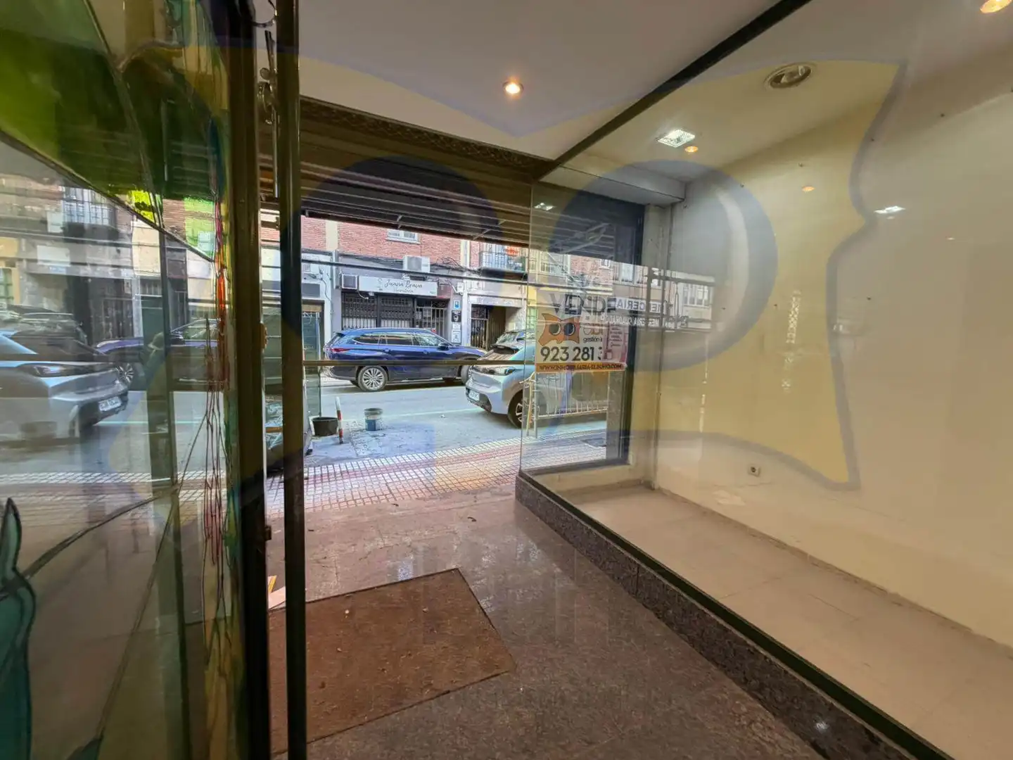 Local comercial de lloguer a Calle de Van Dyck, imagen 6