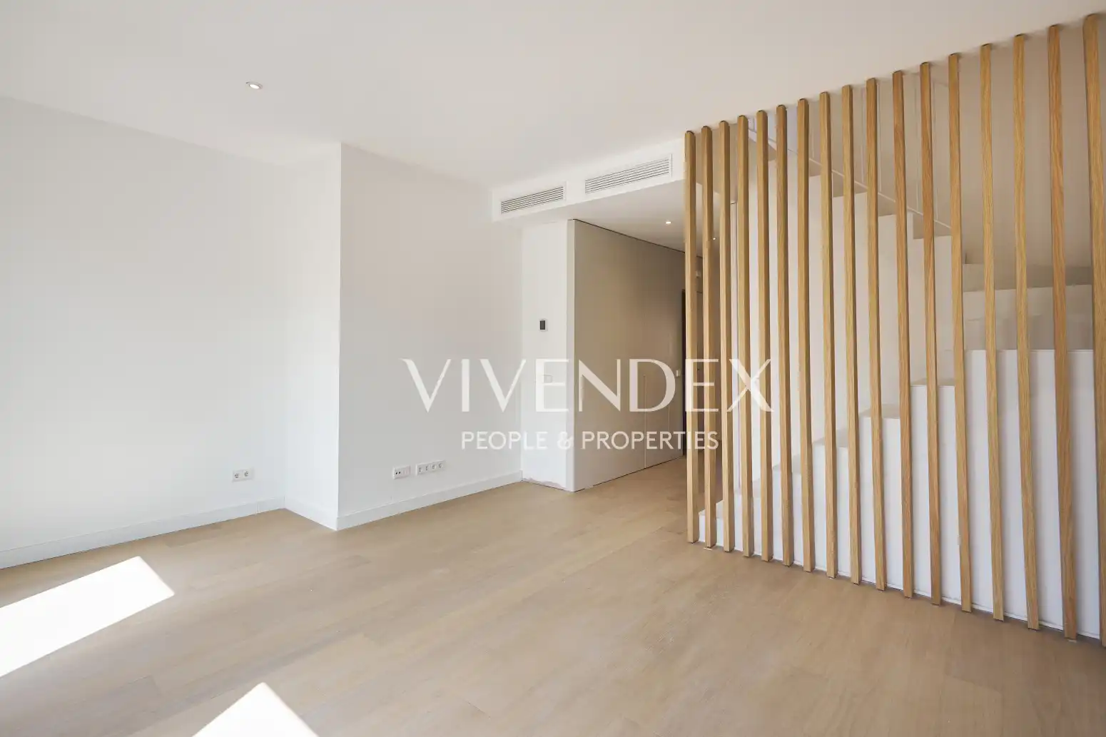 Habitación de Ático en venta en Barcelona con Calefacción y Terraza