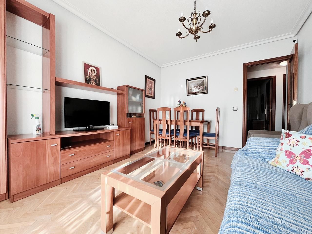 Living room of Flat for sale in  Madrid Capital  with Air Conditioner, Heating and Terrace