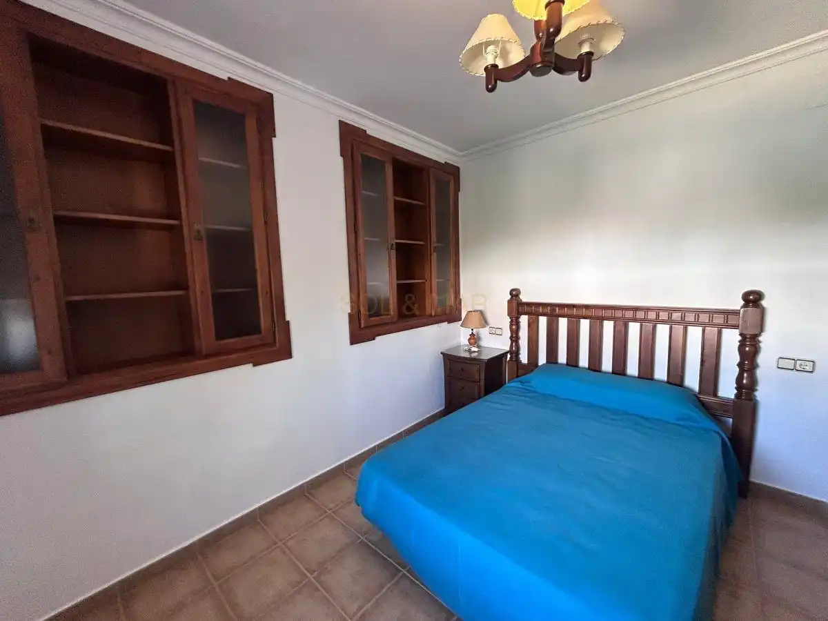 Dormitori de Casa o xalet en venda en Álora amb Calefacció, Terrassa i Traster