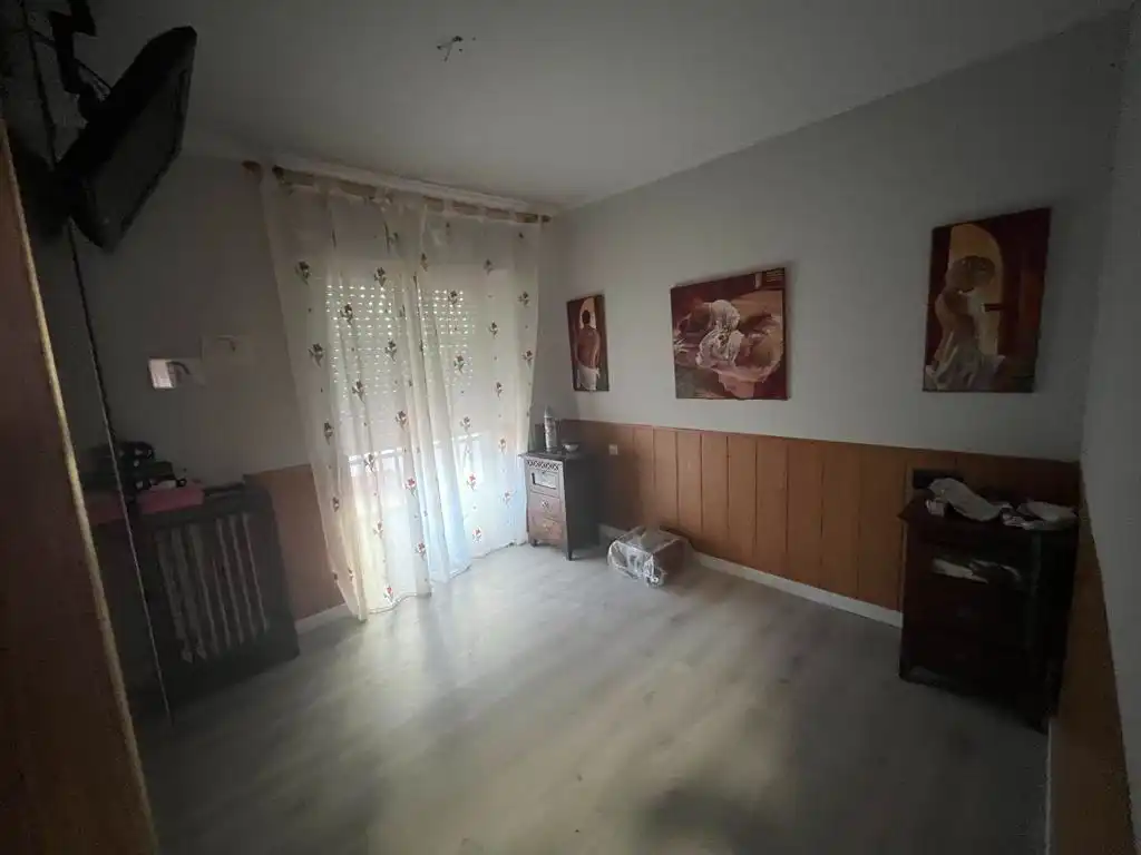 Dormitori de Casa o xalet en venda en Albacete amb Calefacció, Jardí privat i Parquet