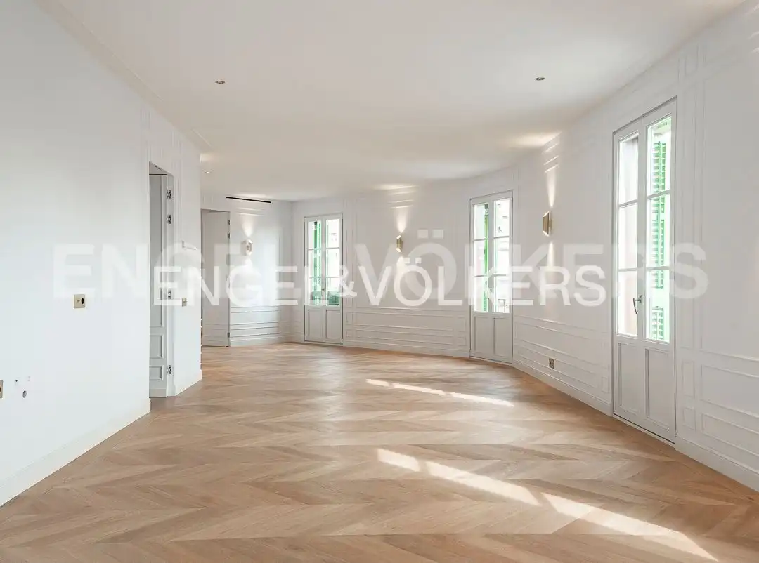 Attic for sale in Barcelona  with Air Conditioner, Heating and Parquet flooring