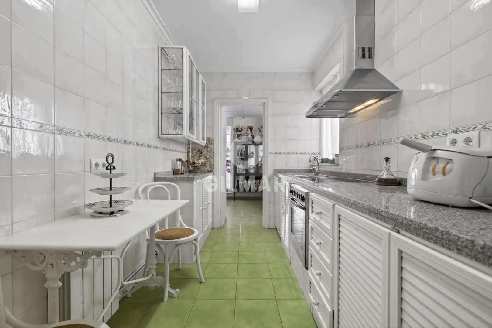 Cocina de Piso en venta en Sevilla con Calefacción y Balcón