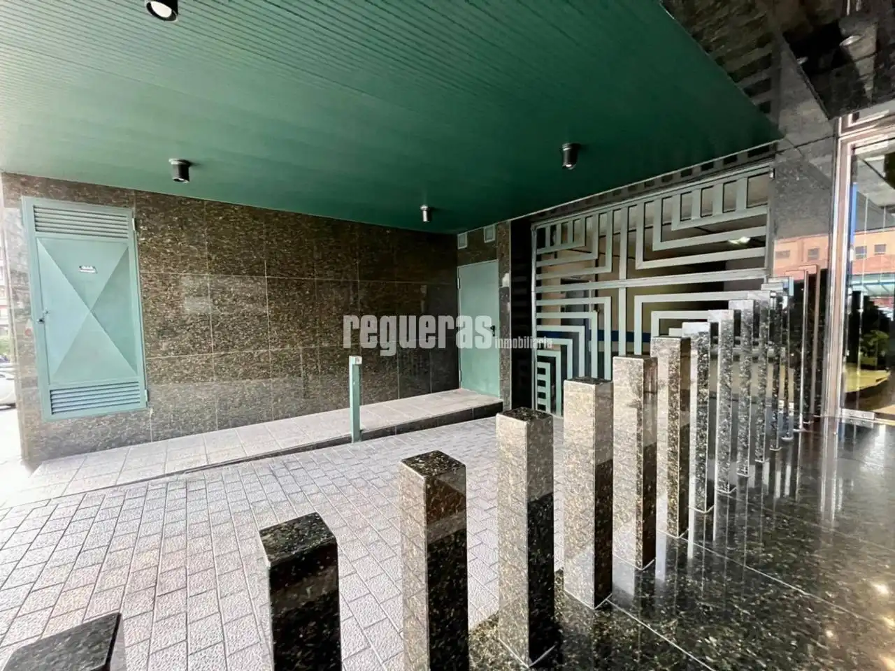 Parkplatz zum Verkauf in Calle Jose Manuel Pedregal, imagen 2