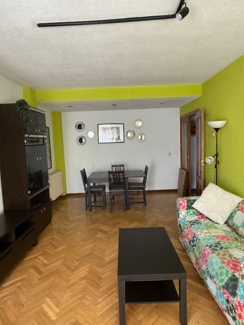 Menjador de Apartament de lloguer en Villaviciosa de Odón amb Calefacció, Parquet i Terrassa