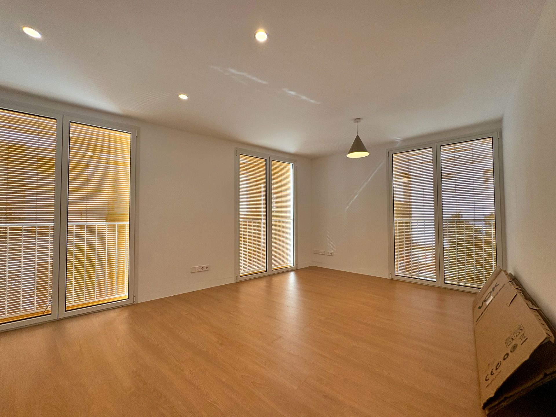 Living room of Apartment to rent in  Sevilla Capital  with Air Conditioner, Heating and Parquet flooring