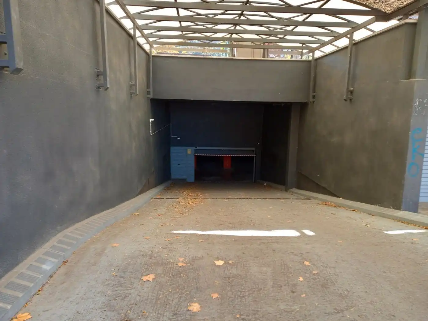 Garaje en venta en Girona