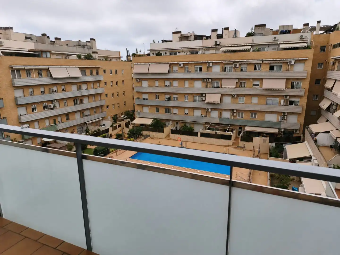 Appartamento con piscina in vendita a Carrer Joaquim Casas 11, imagen 5