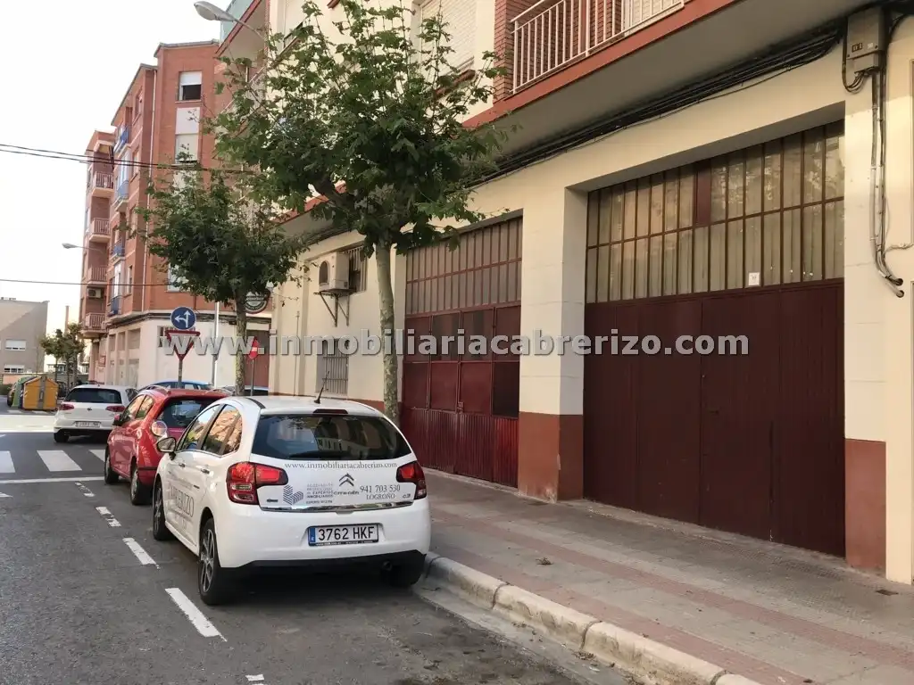 Locale commerciale in vendita a Calle Samalar, imagen 2