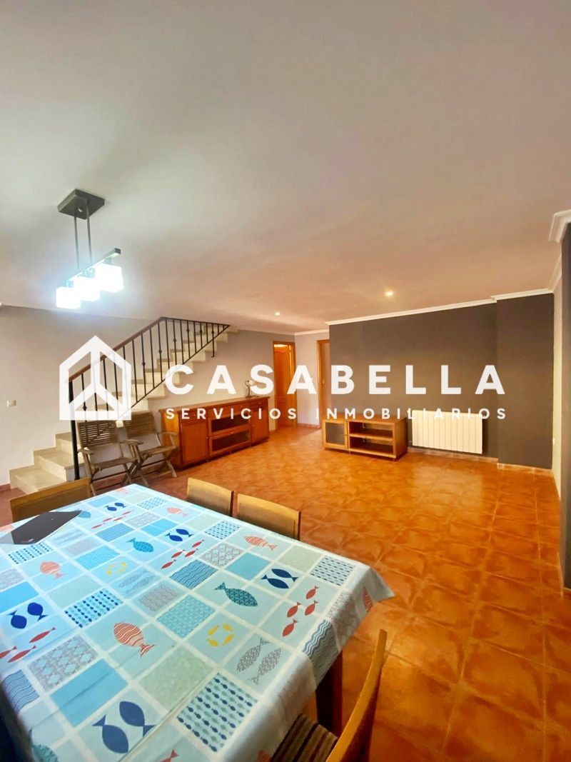 Casa adosada en venda en Gilet amb Aire condicionat, Calefacció i Jardí privat