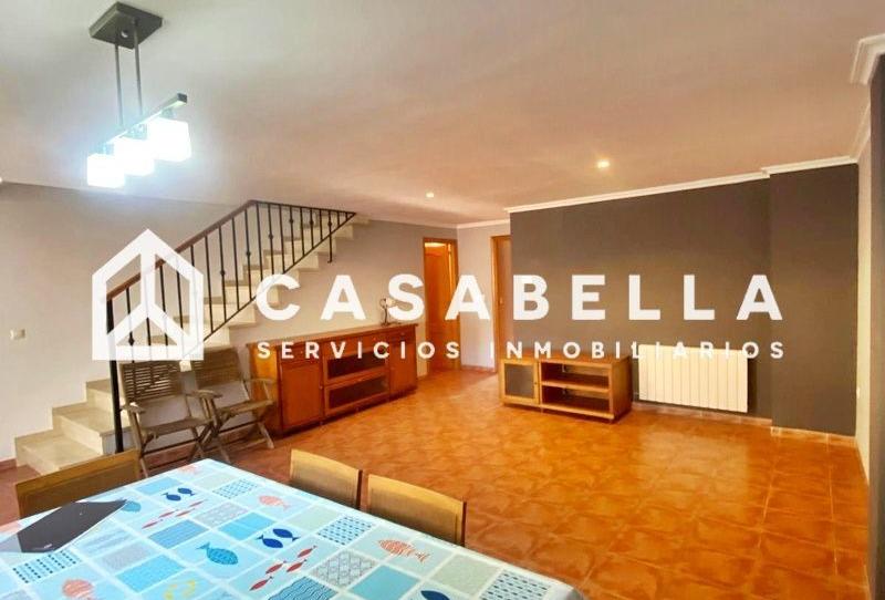 Photo 1 of Single-family semi-detached for sale in Gilet, Valencia