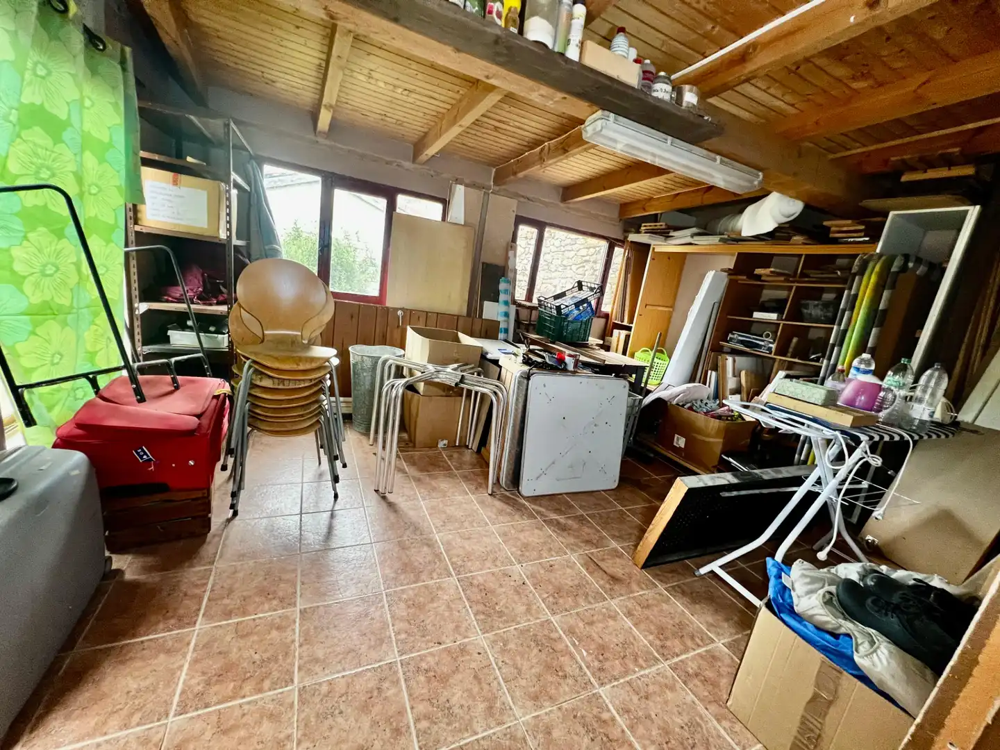 Edificio en venta en Valle de Valdelucio