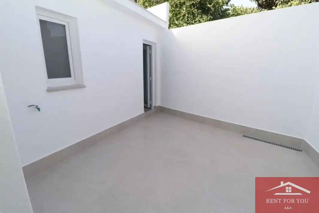 Ground floor for rent in Centro