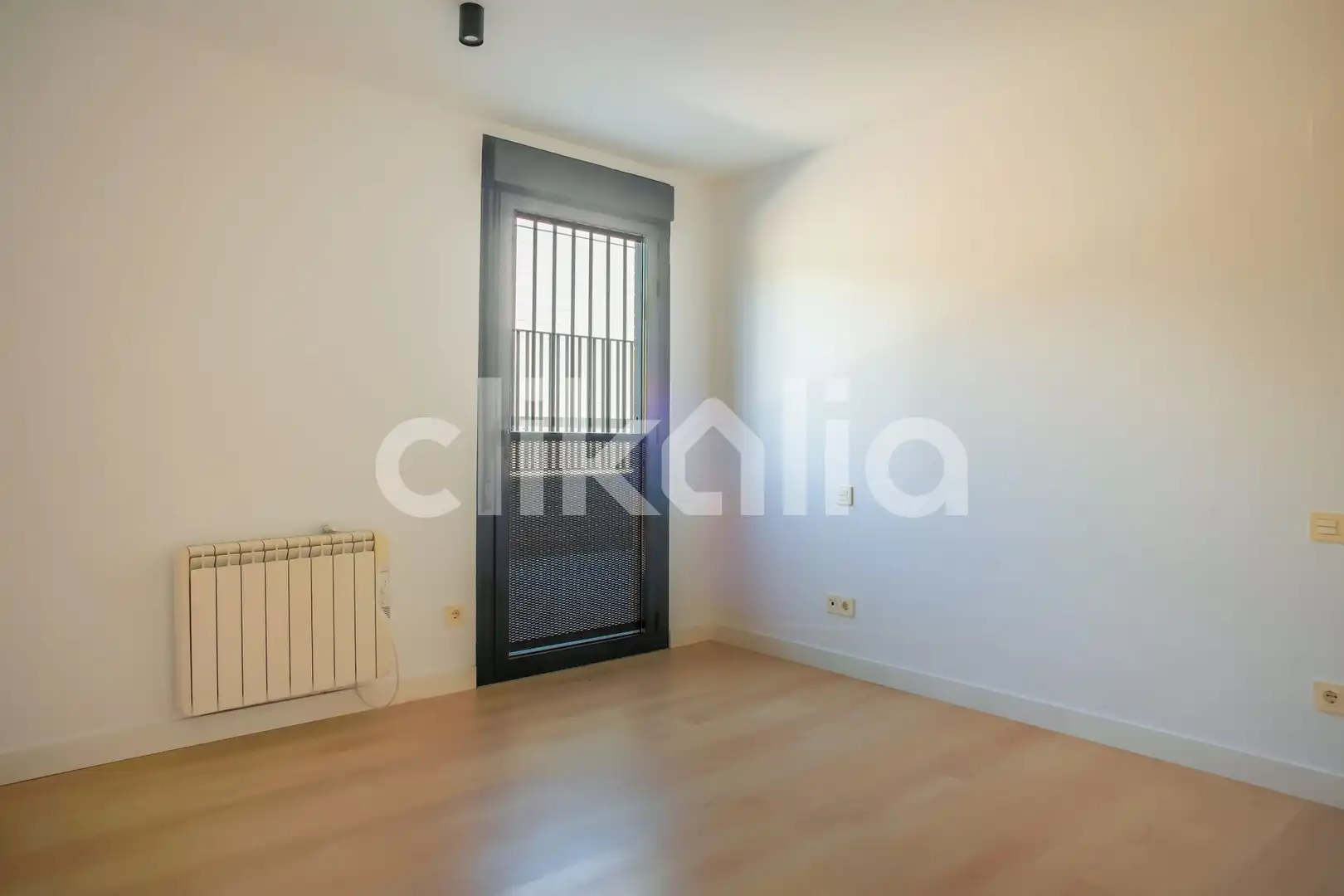 Bedroom of Flat for sale in Alcorcón  with Air Conditioner, Heating and Storage room