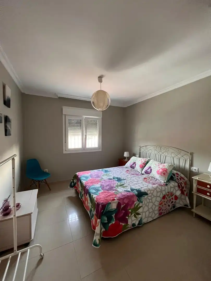 Dormitori de Casa o xalet en venda en Los Barrios