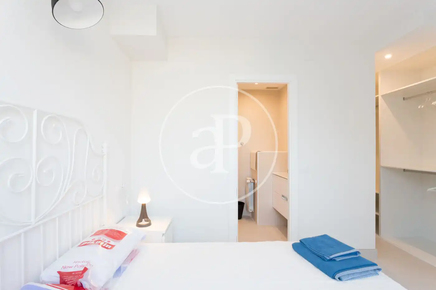 Schlafzimmer von Wohnung zur Miete in Madrid mit Klimaanlage, Heizung und Terrasse