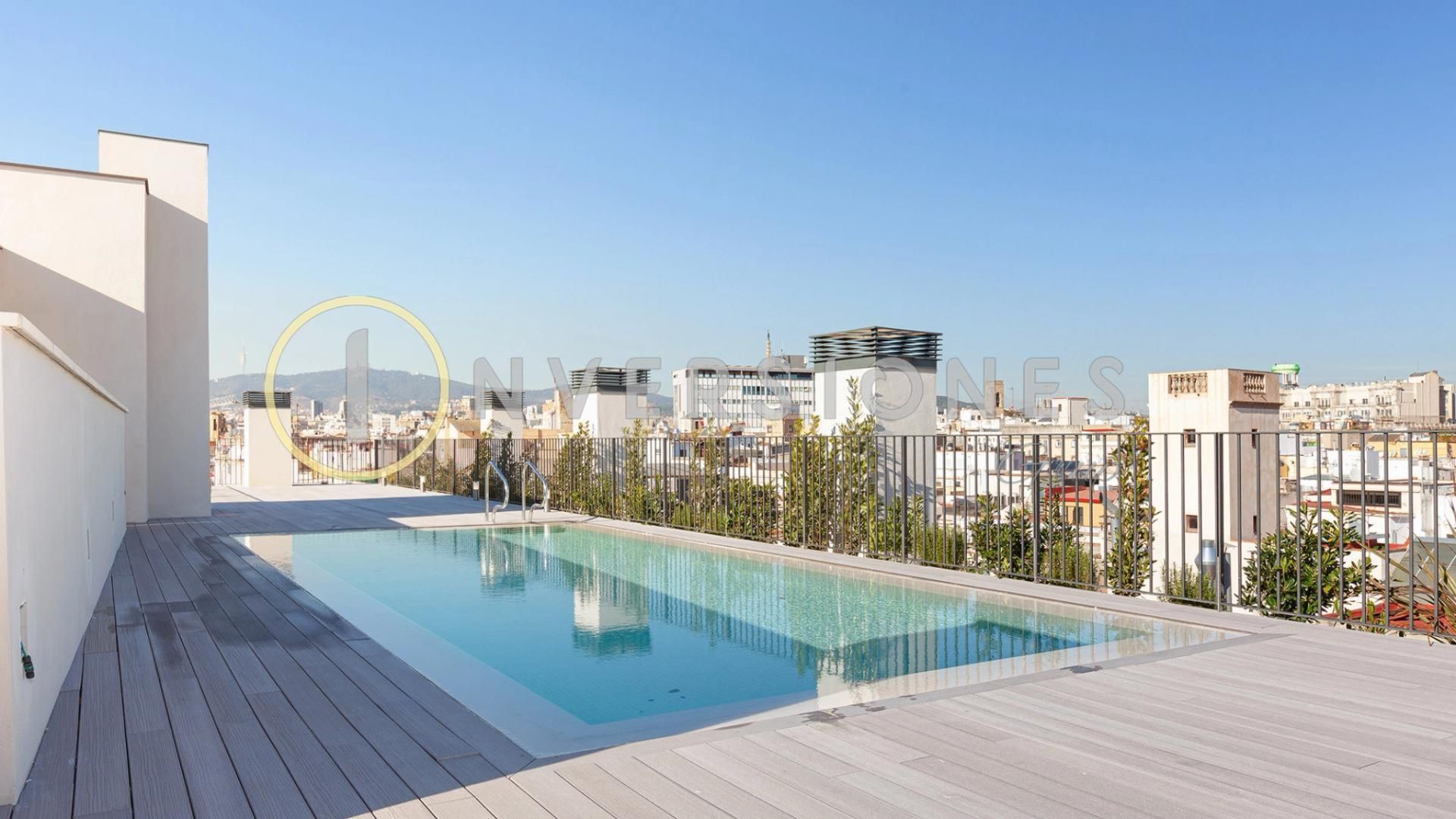Piscina de Àtic de lloguer en  Barcelona Capital amb Aire condicionat, Calefacció i Parquet
