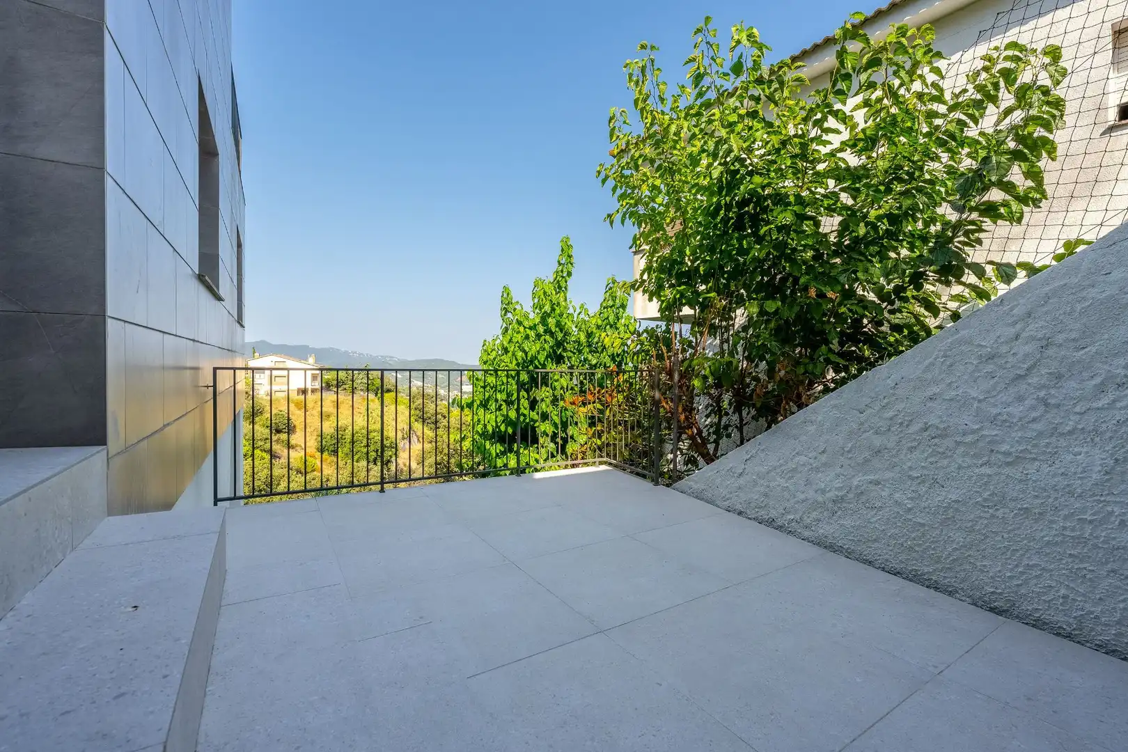 Terrassa de Casa o xalet en venda en Sant Cebrià de Vallalta amb Aire condicionat, Calefacció i Jardí privat