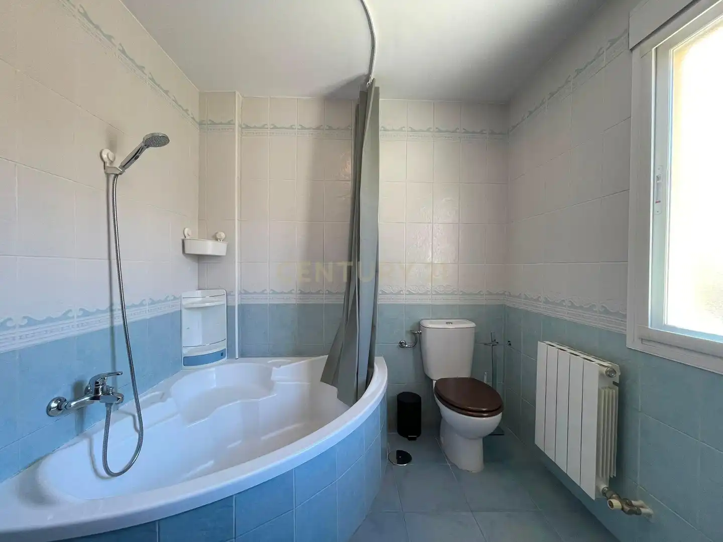 Bathroom of Houses for rent in Armilla  with Air Conditioner and Washing machine