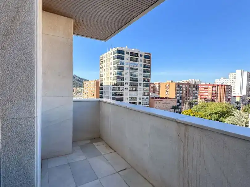Terrassa de Pis de lloguer en Cartagena amb Aire condicionat, Piscina i Balcó