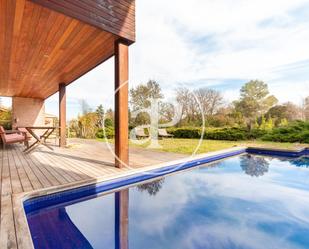 Swimming pool of House or chalet for sale in Sant Cugat del Vallès  with Air Conditioner, Terrace and Swimming Pool