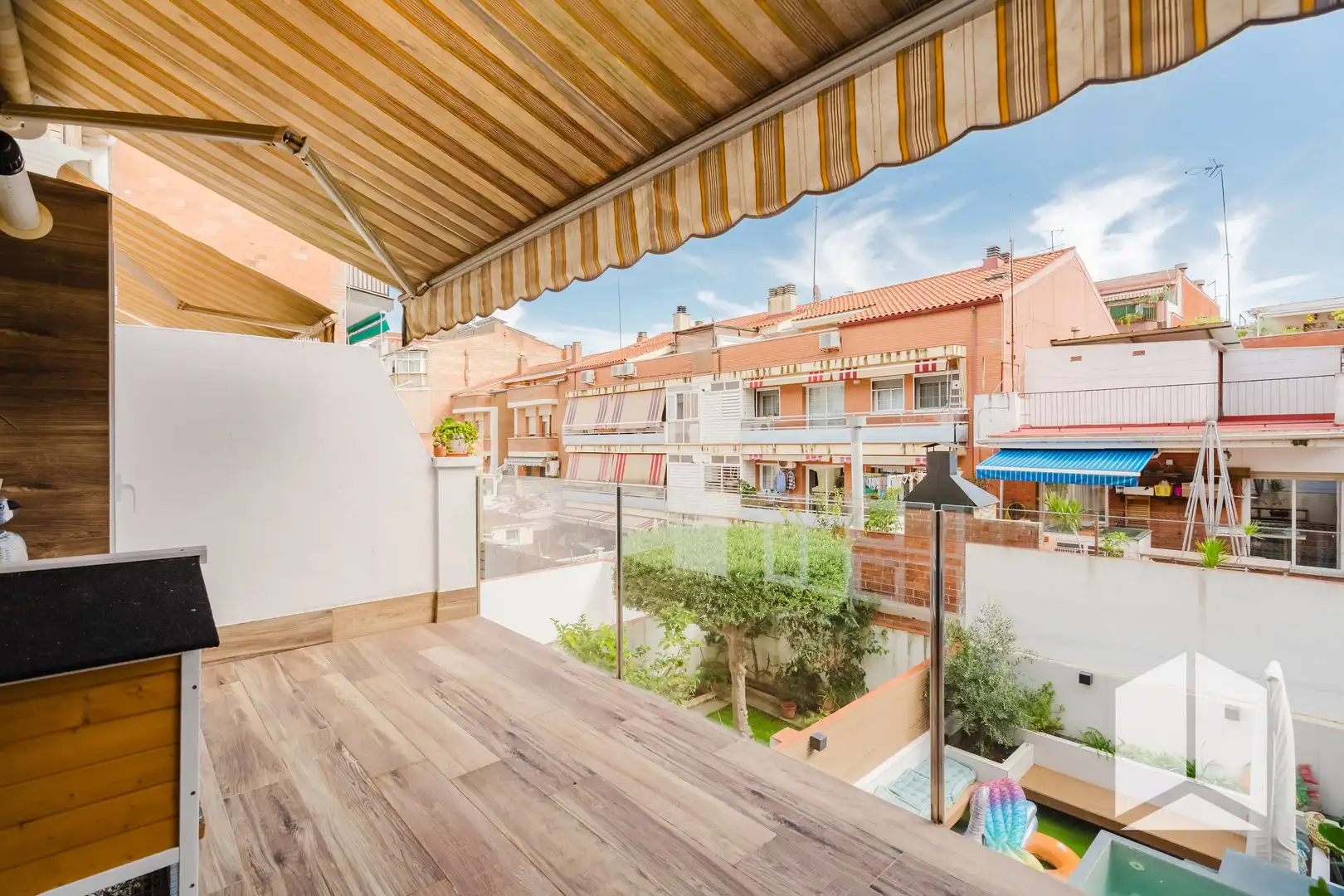 Terrassa de Casa o xalet en venda en Castelldefels amb Terrassa, Piscina i Balcó