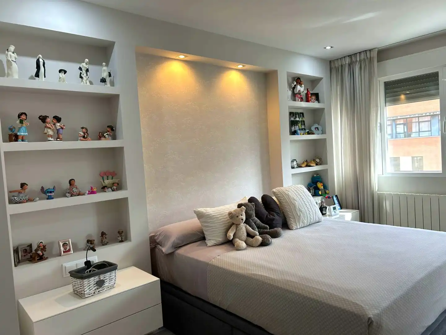 Habitación de Casa adosada en venta en Albacete con Aire acondicionado, Calefacción y Parquet