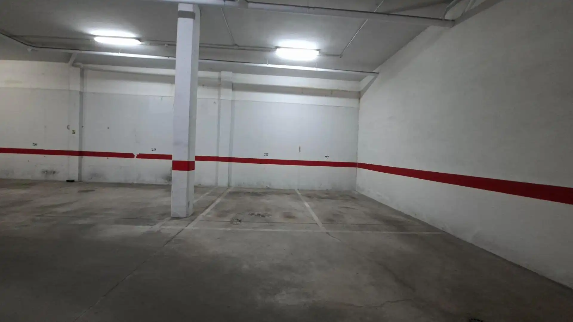 Parking of Ground floor for rent in Badajoz  with Heating, Storage room and Community pool