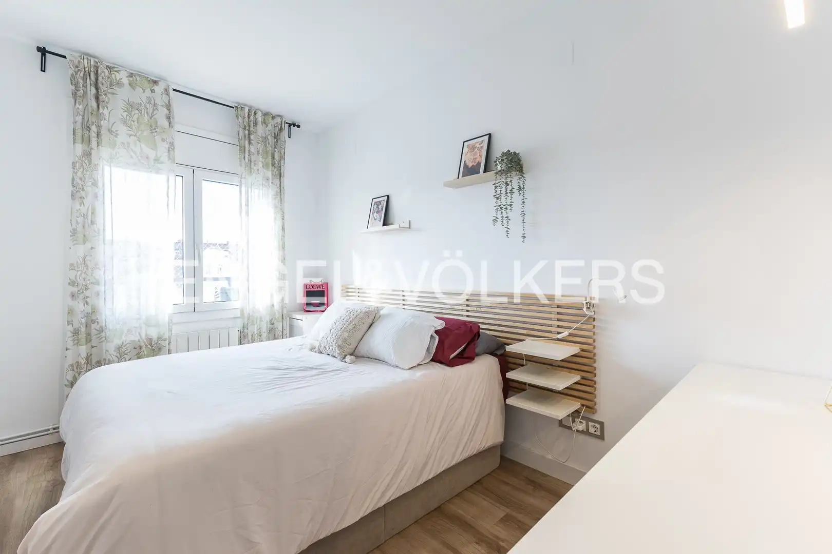 Habitación de Piso en venta en L'Hospitalet de Llobregat con Aire acondicionado, Calefacción y Balcón