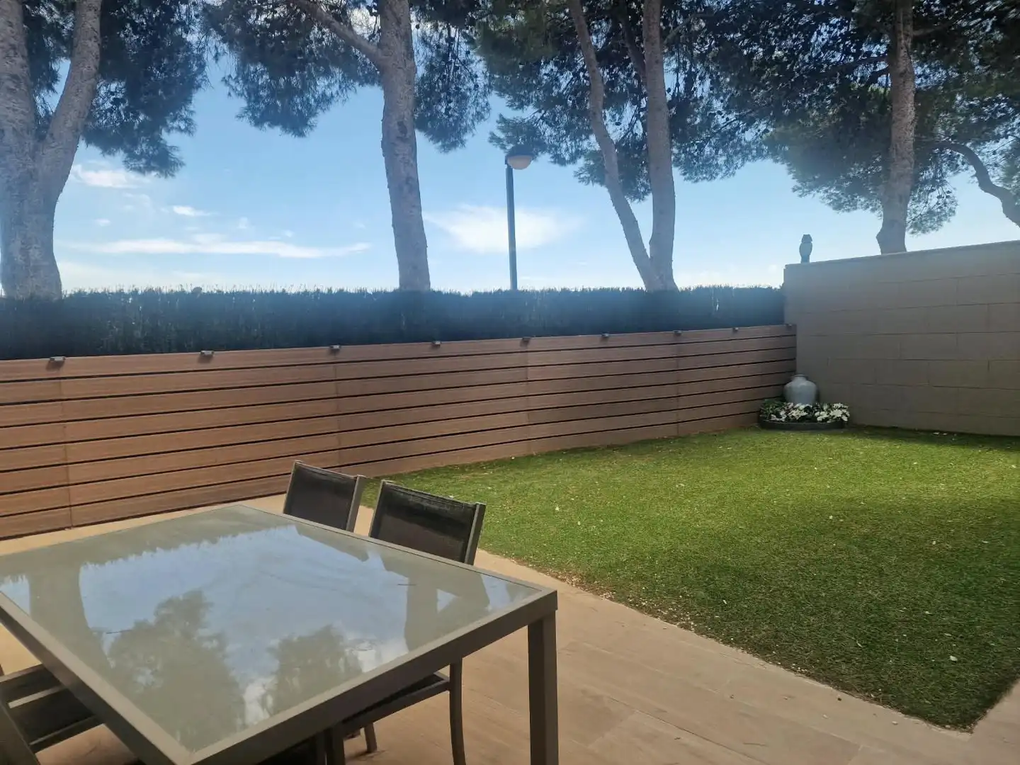 Terrassa de Casa adosada en venda en Zaragoza amb Terrassa i Piscina